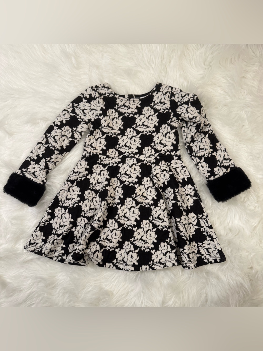 Bundle Baby to Girls 15 Dresses Lot Special Occasion Wardrobe Size 24M-4 - Picture 11 of 15